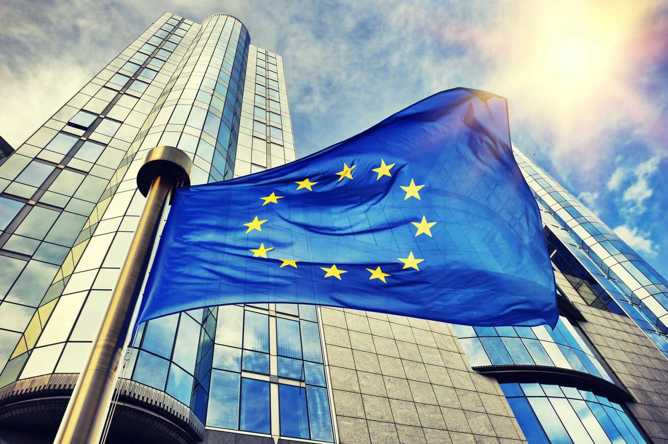 Euro Bölgesi'nde ekonomik güven savaş öncesi seviyelere yaklaştı