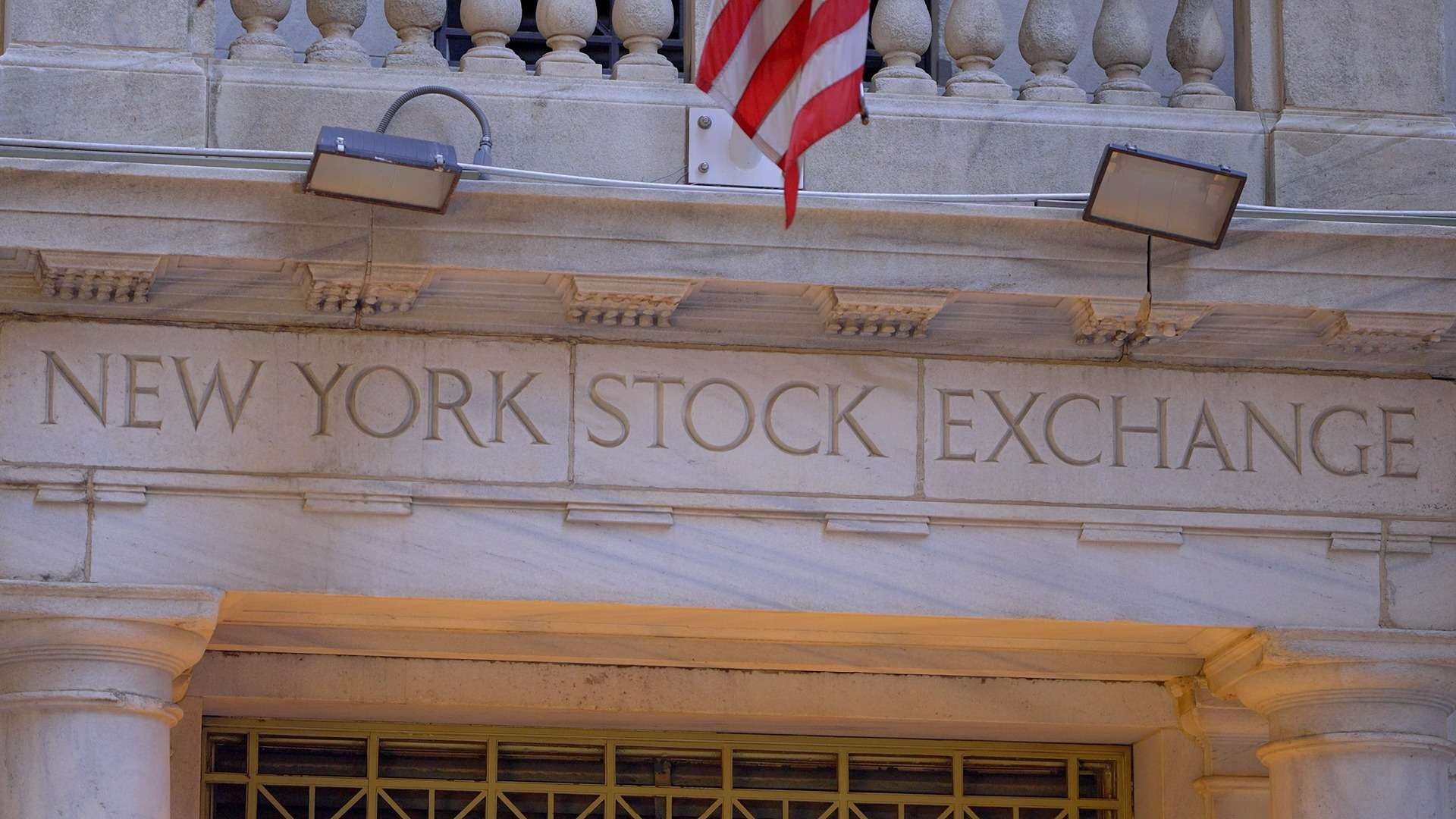 Hürmüz'de tansiyon yükseldi, Wall Street düştü