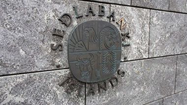 İzlanda Merkez Bankası, faiz indirim sürecine 25 baz puan ile devam etti