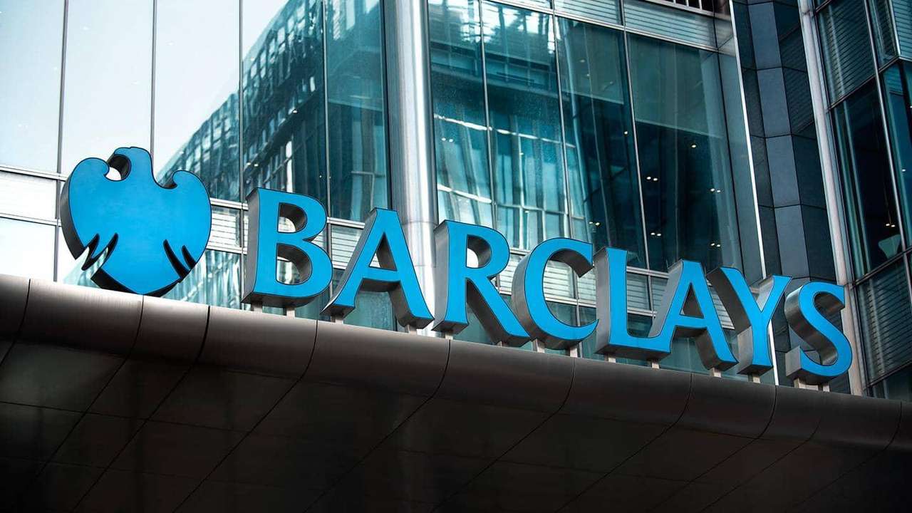 Barclays, TCMB politika faizinin yıl sonunda yüzde 35, 2024'te yüzde 40 olmasını bekliyor