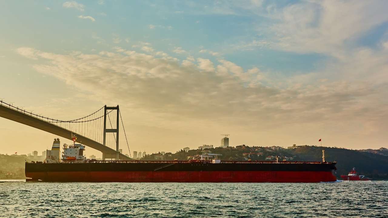 Ham petrol ithalatı Kasım'da %12,62 arttı