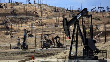 Mercuria/Dunand: OPEC'in üretimi daha da kısması gerekebilir