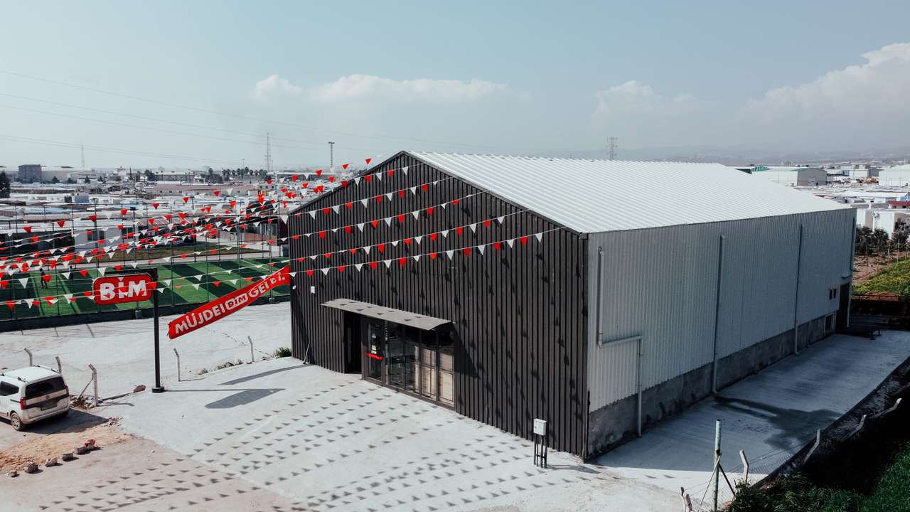 BİM, Hatay'da 21 yeni mağaza açılışı gerçekleştirdi