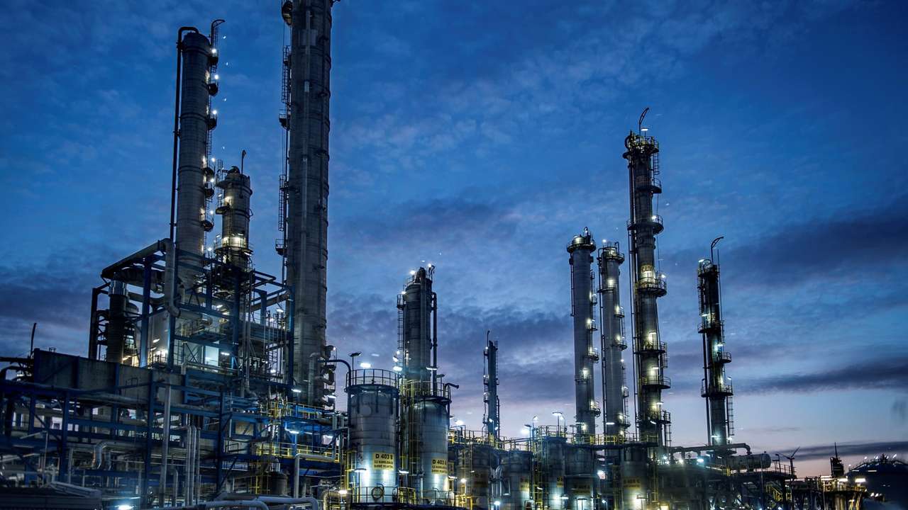 Petkim'in ilk çeyrekte üretim miktarı azalırken, satışları arttı