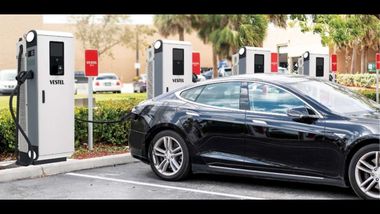 Vestel Mobilite, elektrikli araç şarj istasyonlarıyla EV Charge Show'da yer aldı