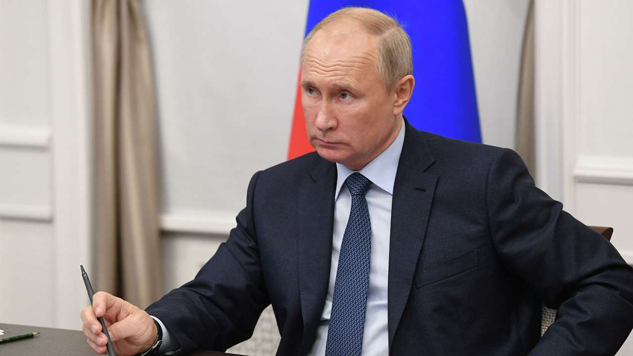 Putin, Trump ile Ukrayna'da ateşkes anlaşmasını görüşmeye açık, ancak toprak tavizi vermeyi reddediyor