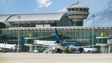 İzmir Adnan Menderes’te GES yatırımı başladı