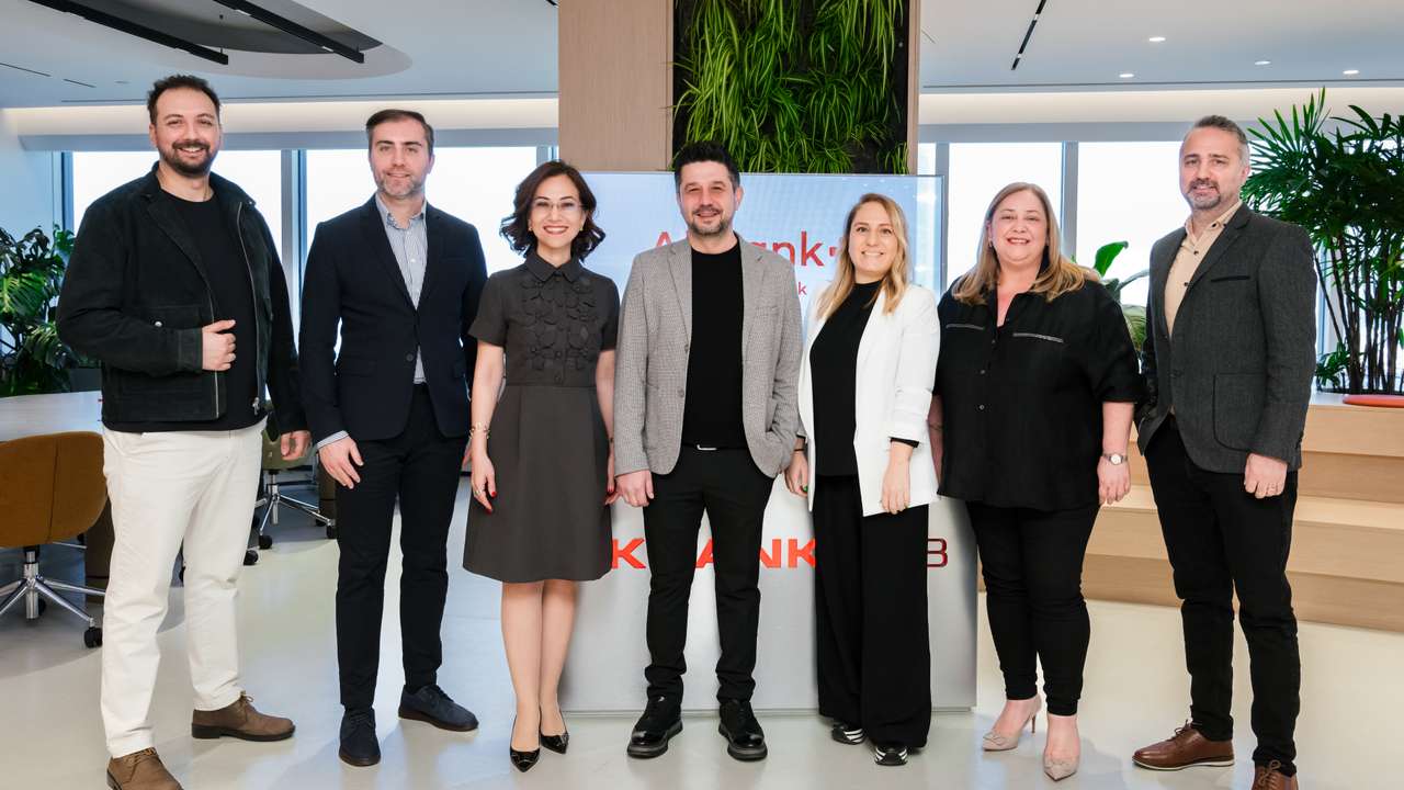 Akbanklılar'ın girişimlerine gerçekleştirilen toplam yatırım tutarı  2 milyon dolara ulaştı