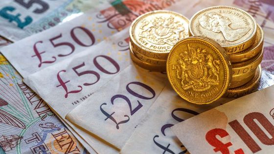 İngiltere'de enflasyon Şubat'ta geriledi 