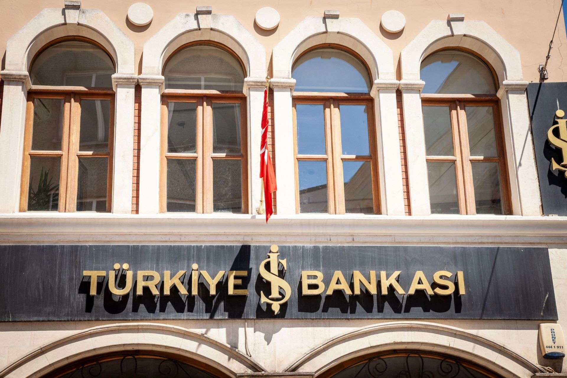 İş Bankası ve Proparco, 100 milyon euro tutarında kredi anlaşması imzaladı
