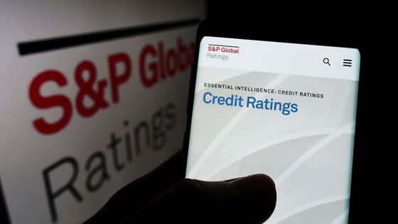 S&P Global, TAV'ın kredi derecelendirme notunu "BB-"  seviyesinden "BB" seviyesine yükseltti