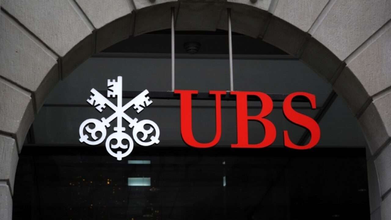 UBS bankacılara karmaşık döviz ürünlerinin satışını azaltmalarını emretti- FT