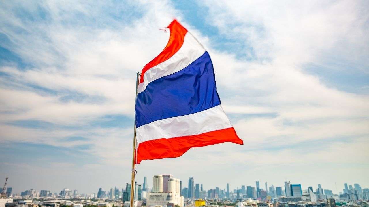 Tayland-Kamboçya sınırında ateşkese rağmen çatışma yaşandı