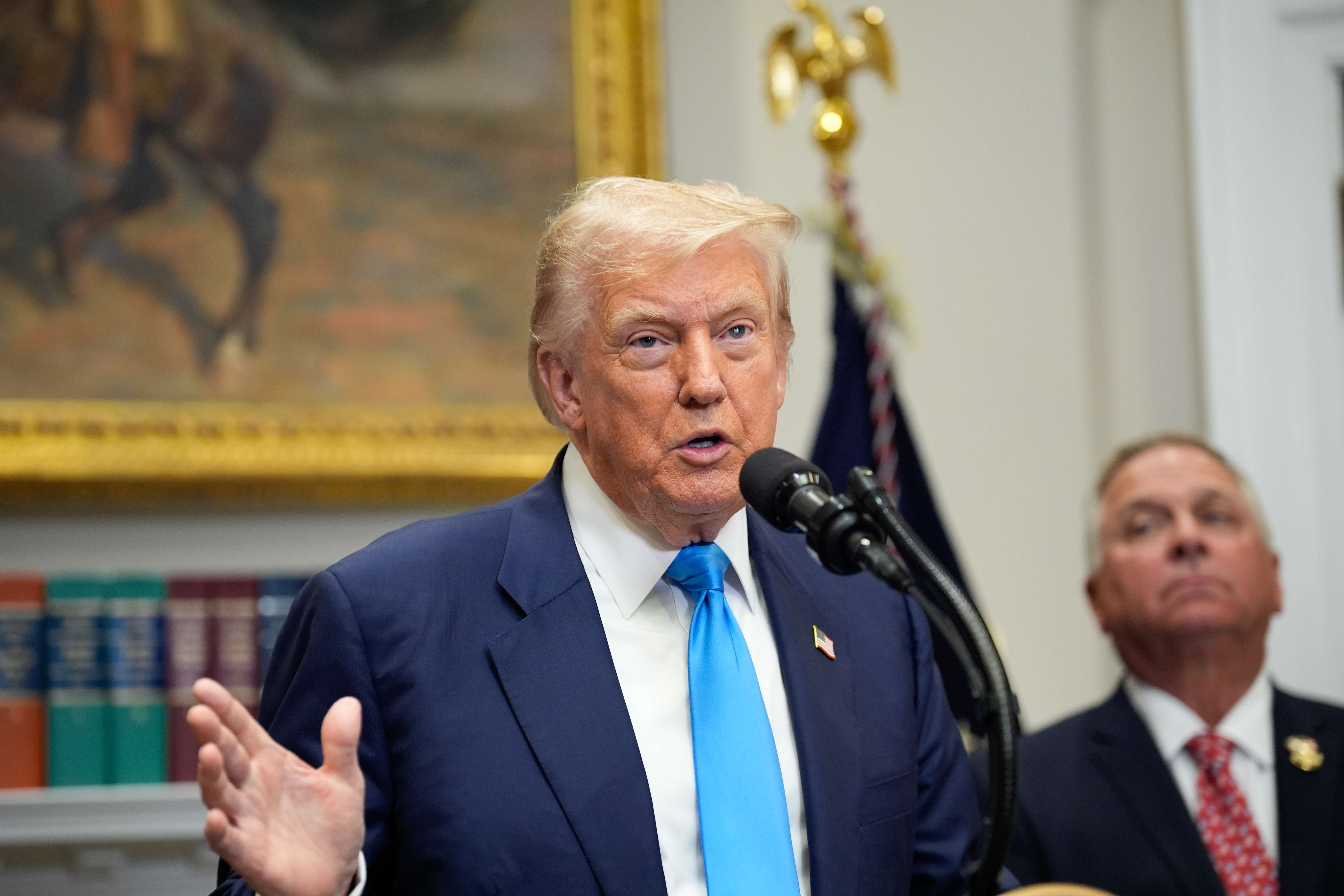 Trump eski Temsilciler Meclisi Başkanı Pelosi’nin soruşturulması çağrısında bulundu