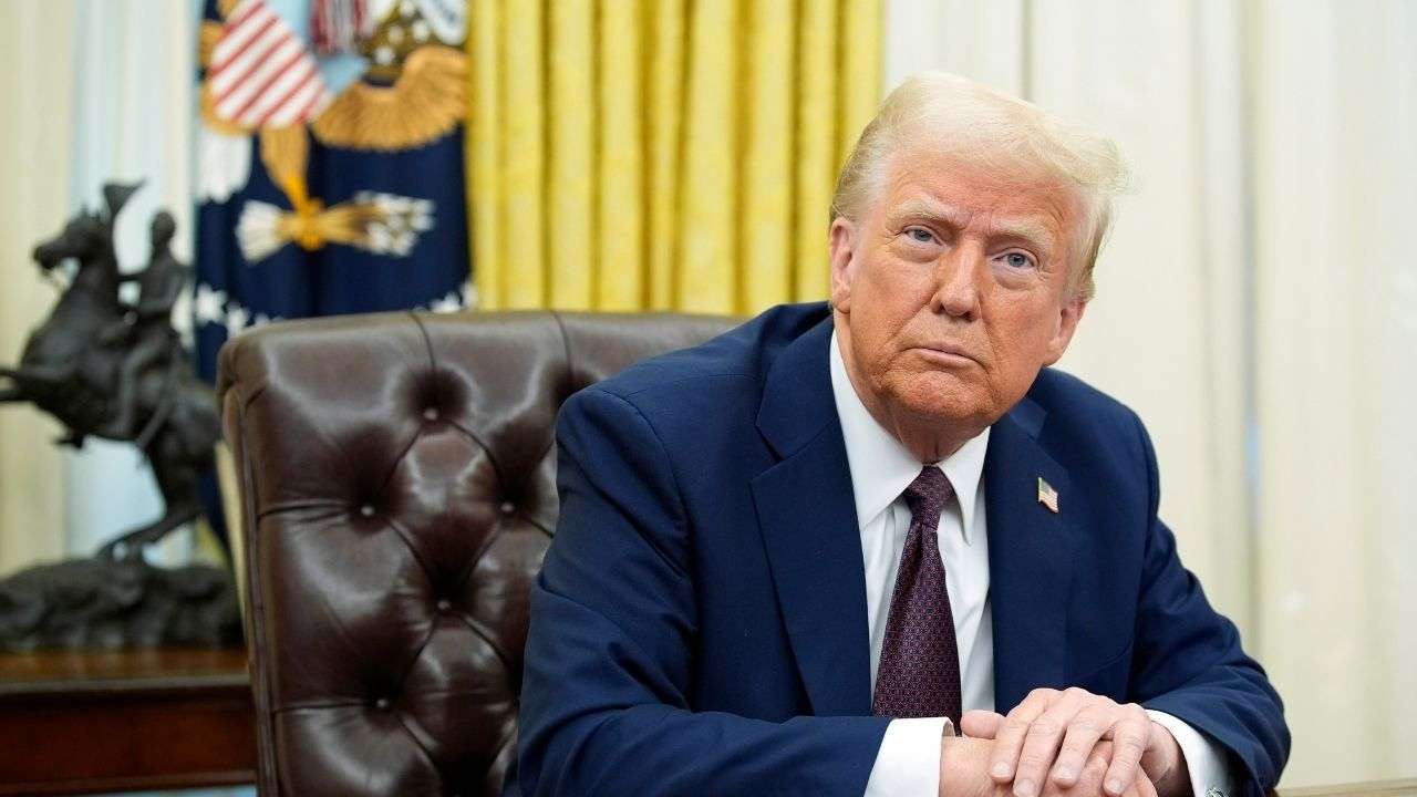 Trump, zayıf istihdam verileri sonrası üst düzey bir Çalışma Bakanlığı yetkilisini görevden aldı