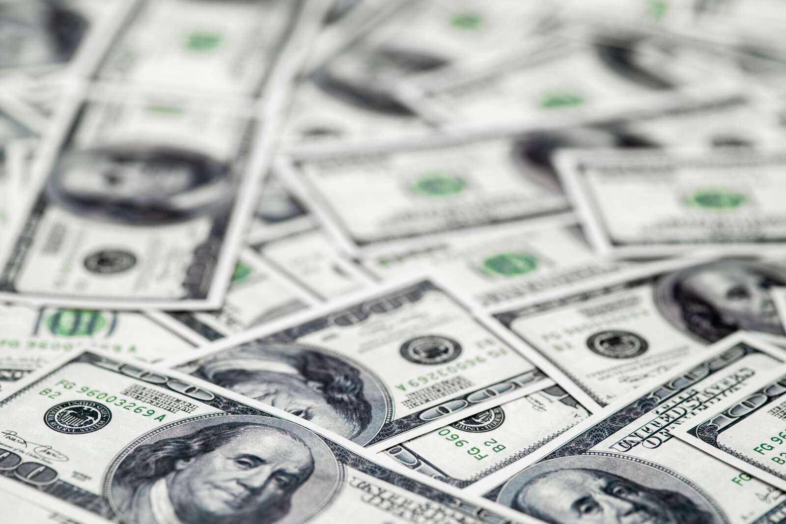 Yurt içi yerleşiklerin döviz mevduatı 3,43 milyar dolar arttı