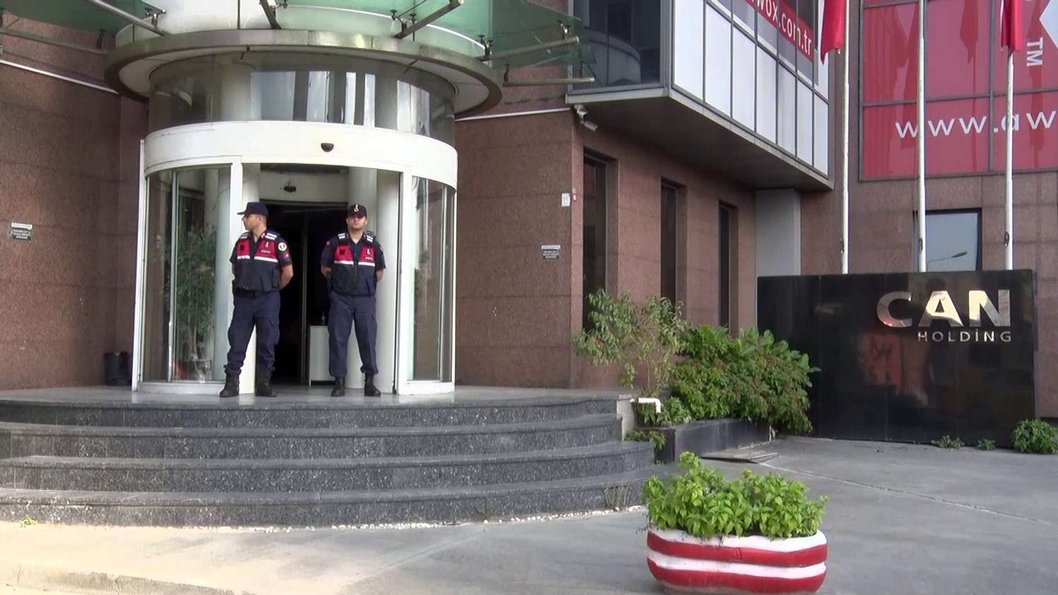 Can Holding’e yönelik ’kara para’ soruşturmasında şüpheliler adliyeye getirildi
