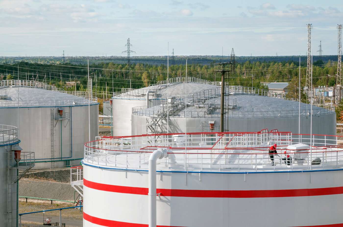 API petrol stokları piyasa beklentilerinin üzerinde geriledi