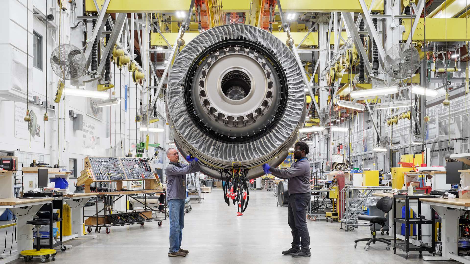 GEAerospace hisseleri 24 yıl sonra yeni zirvesine ulaştı