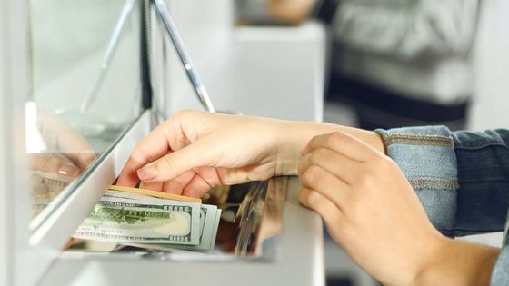 Yurt içi yerleşiklerin döviz mevduatı 2,16 milyar dolar artı