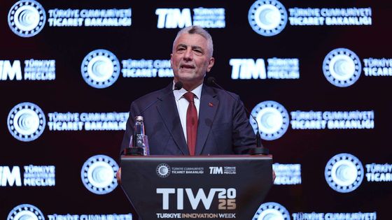 Bolat: Almanya’ya ihraç edilmek üzere 100 adet Togg yola çıktı