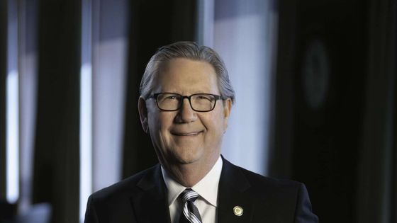 Kansan City Fed Başkanı Schmid, faiz indirimi kararına neden karşı çıktığını anlattı