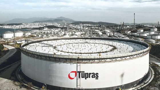 Türk rafinerileri yeni yaptırımlar sonrası Rusya dışından petrol alımlarını artırıyorlar