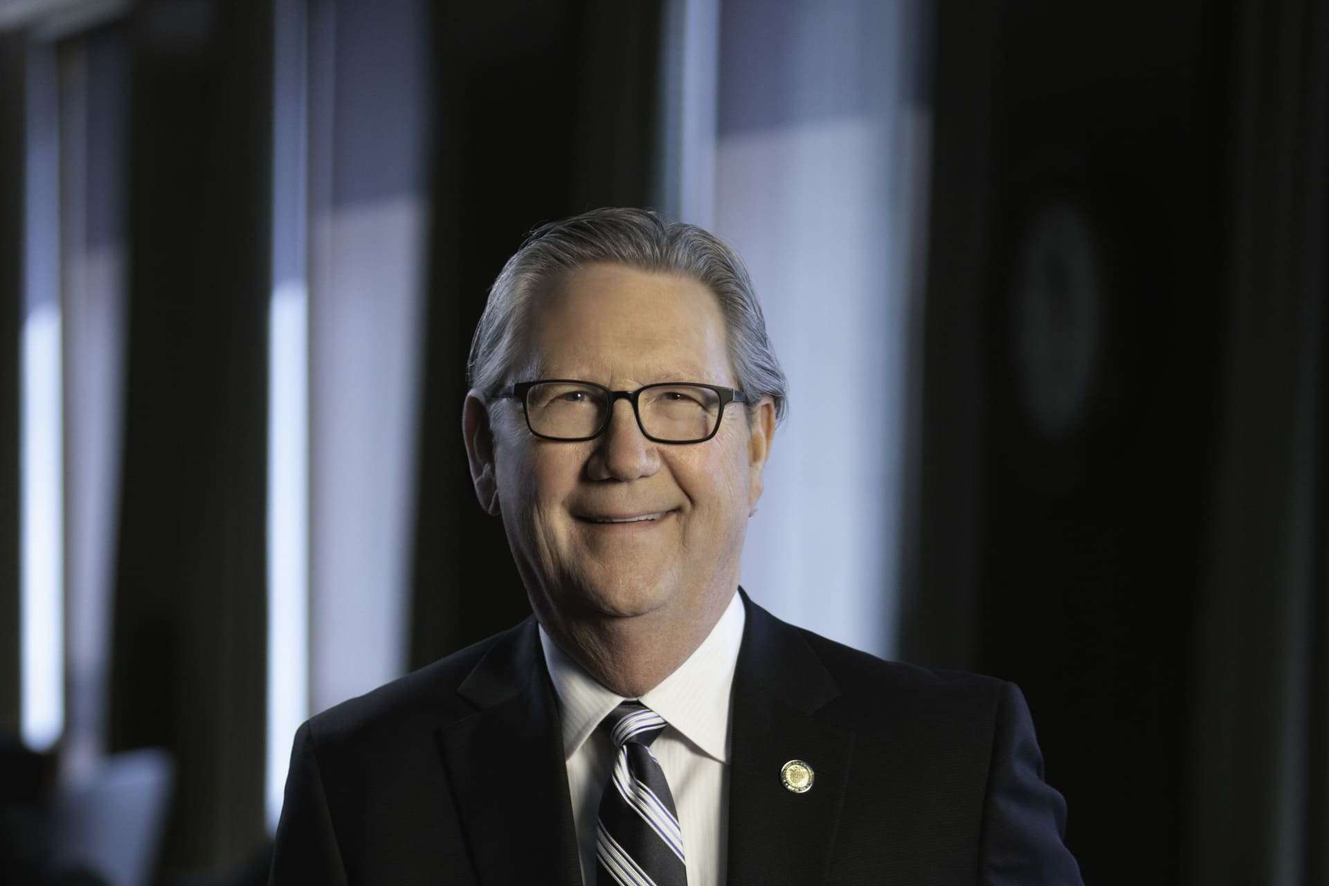 Kansas City Fed Başkanı Schmid, faiz indirimine neden muhalefet ettiğini açıkladı