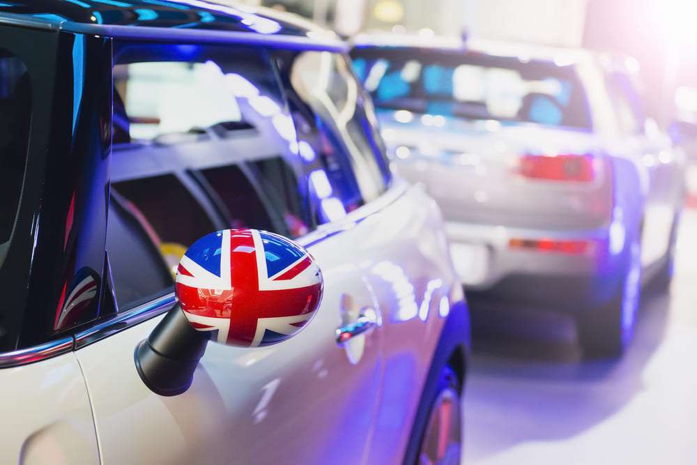 İngiltere otomobil pazarı 2025’te büyüdü, elektrikli araç payı hedefin altında kaldı
