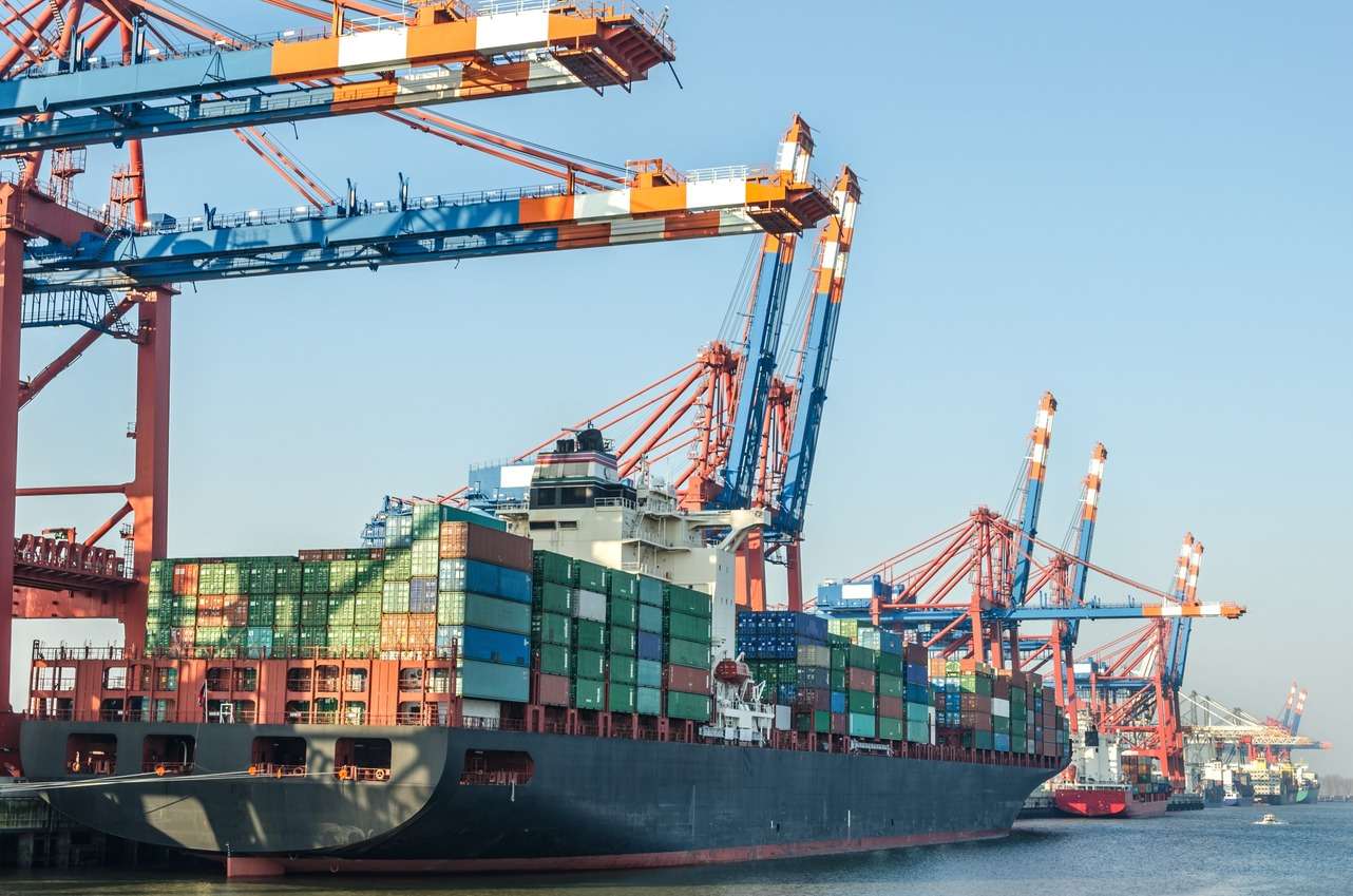 ABD’nin ticaret açığı Kasım ayında beklentilerin üzerine çıktı