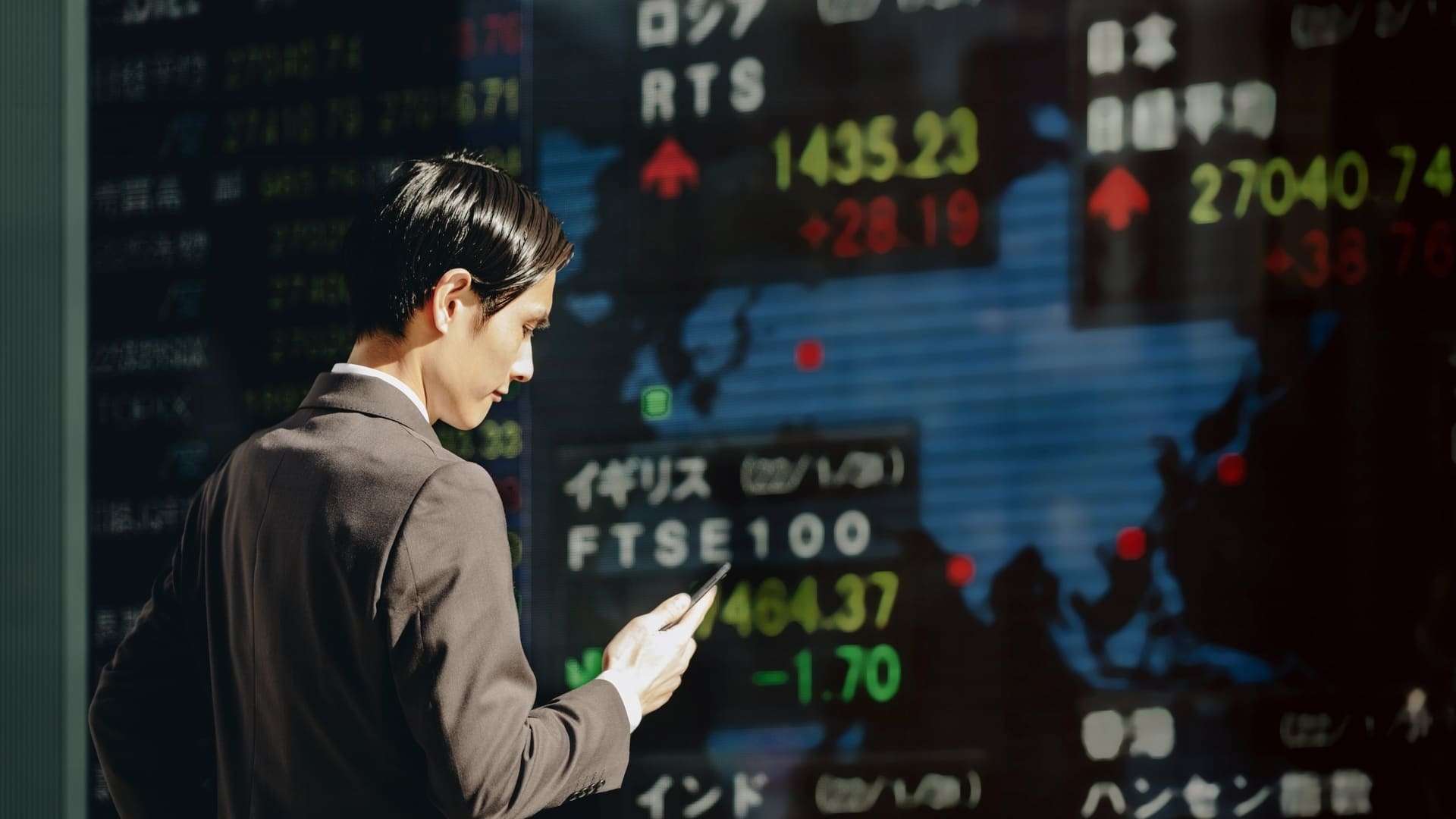 Asya borsaları ABD-Hindistan anlaşması ve ABD-İran görüşmeleri beklentisiyle yükseldi