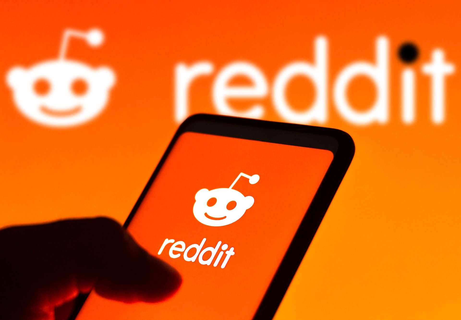 Reddit 2026 ilk çeyrek için gelir tahminini yükseltti