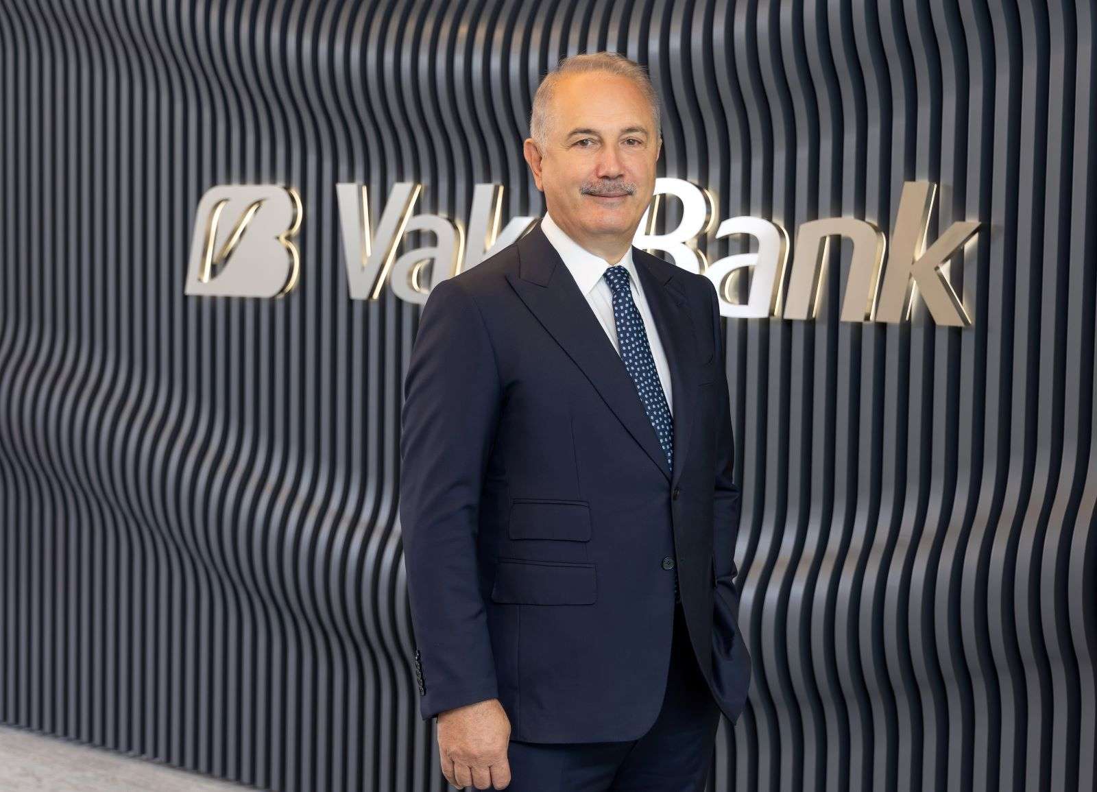 Vakıfbank yıllık karını 70 milyar liraya çıkardı