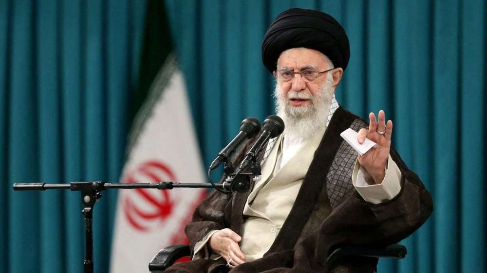 Hamaney, İran’ın ABD uçak gemilerini hedef alabilecek kapasiteye sahip olduğunu ima etti