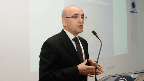 Bakan Şimşek: Milli gelir 1,6 trilyon dolara, kişi başına gelir 18 bin 40 dolara yükseldi