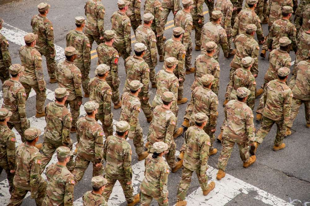 ABD, İran operasyonu için Ortadoğu'ya asker göndermeye devam edecek