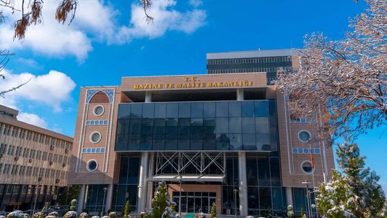 Hazine, euro cinsinden tahvil ihracı ile  919,44 milyon  euro borçlandı