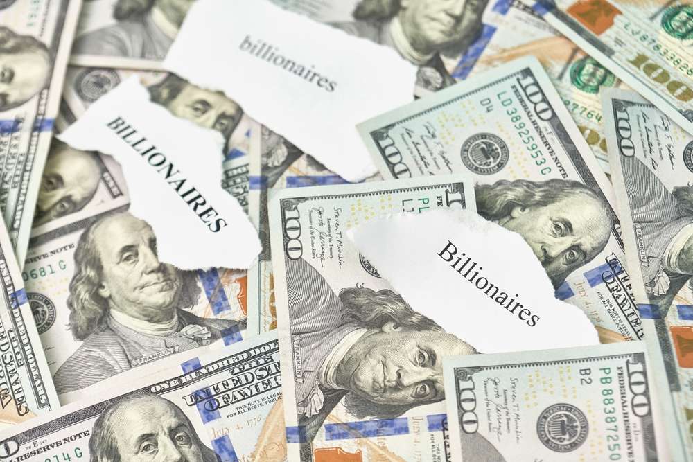 Forbes'un milyarderler listesi 3 bin 428 kişiye ulaştı, Türkiye'den 40 isim listede