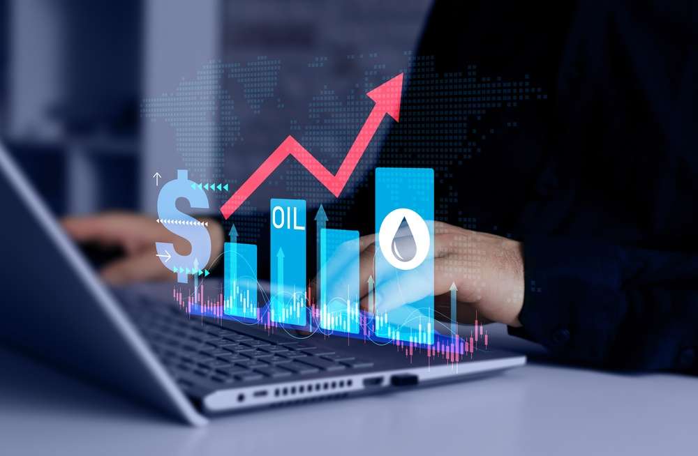 Hürmüz Boğazı'nın kapalı kalması petrol fiyatlarını yükseltiyor