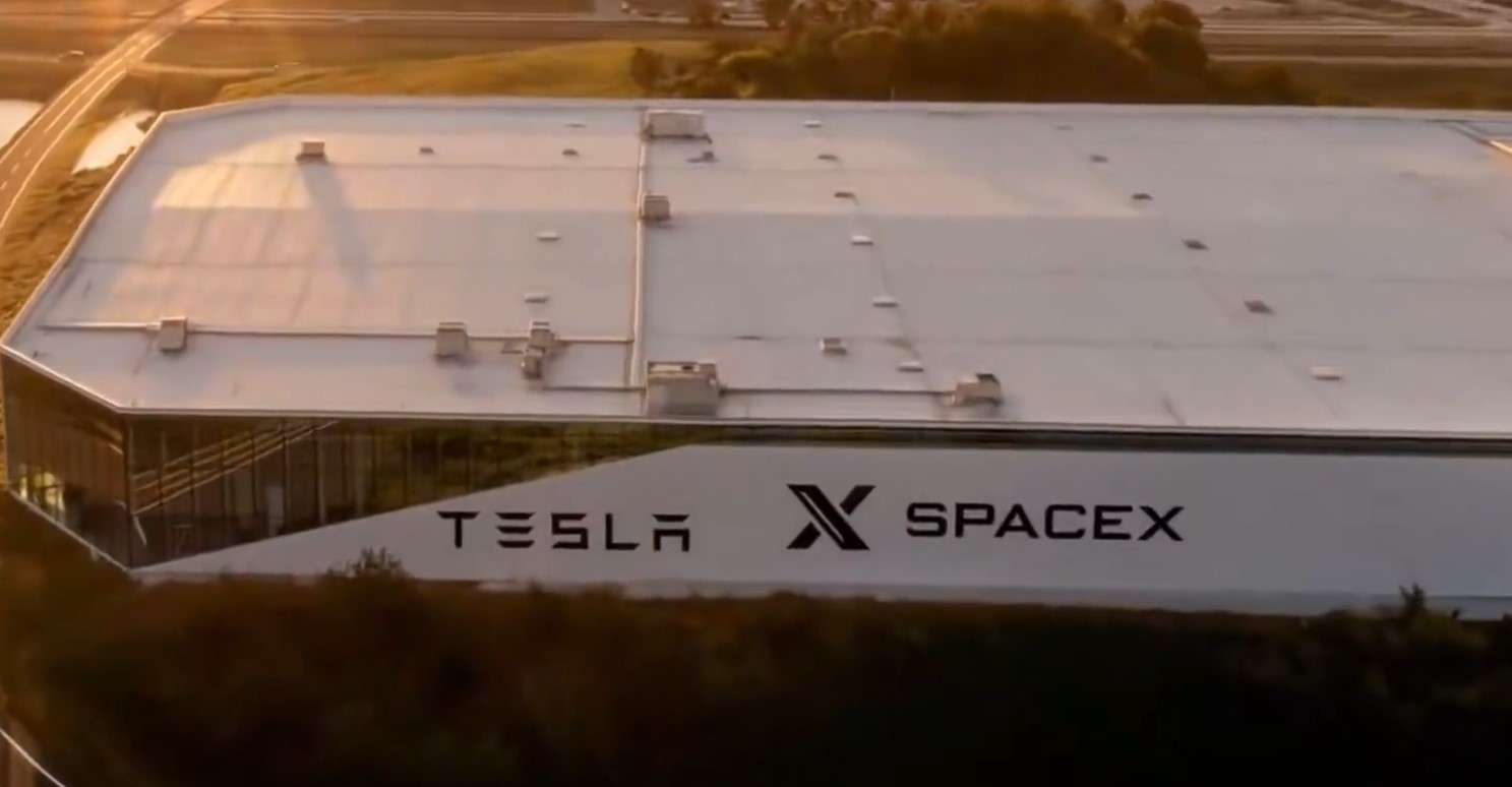 Elon Musk’ın yeni hedefi, devasa çip fabrikası Terafab