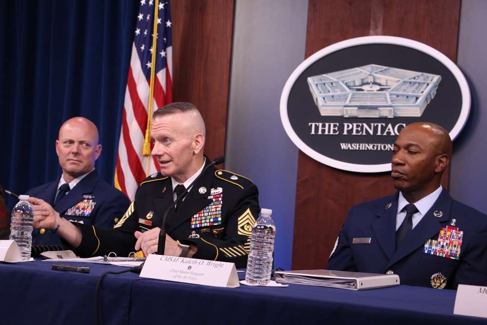 Pentagon, İran'a "son darbe" için askeri seçenekler geliştiriyor