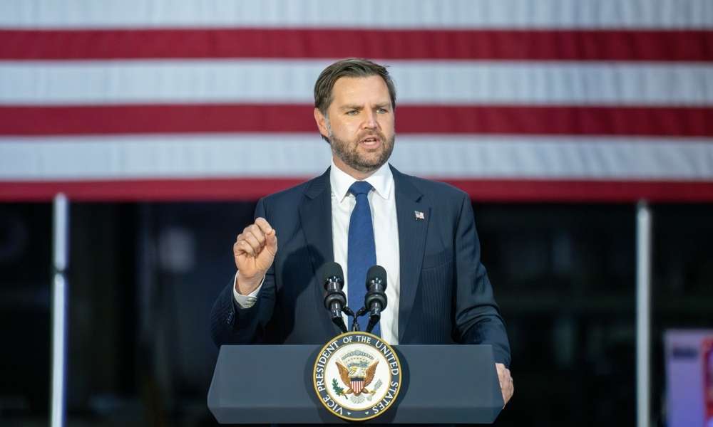 Vance, İran'a resti çekti: "Bizi oyuna getirmeye kalkmayın"