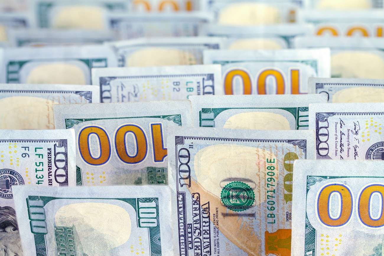 Parite etkisinden arındırıldığında döviz mevduatları 1,8 milyar dolar arttı