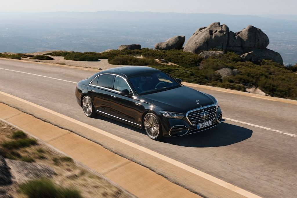 Mercedes-Benz ikinci çeyrek geliri analist beklentisini aştı
