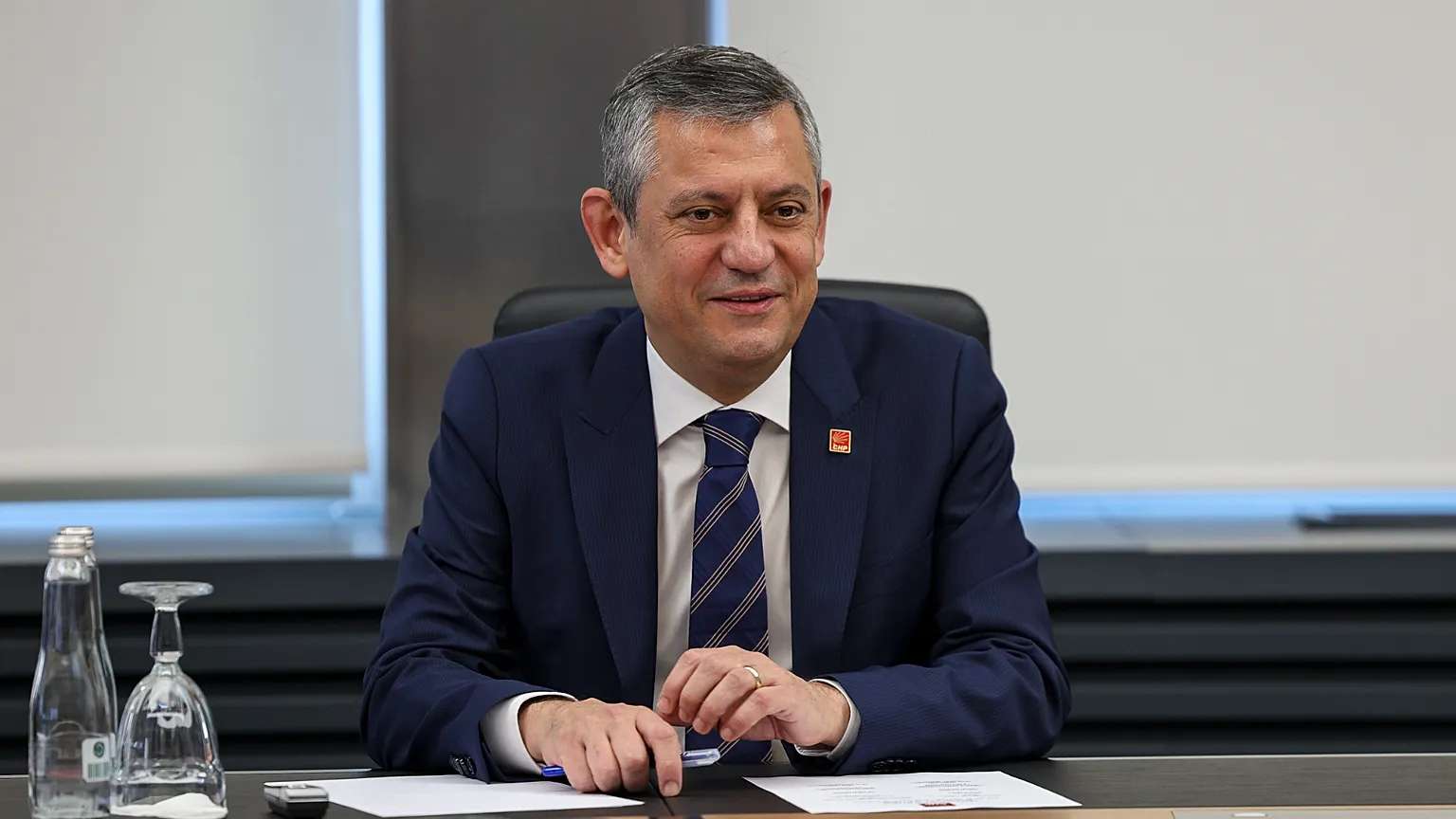 Özgür Özel'den fon soruşturması ve barış süreci açıklaması