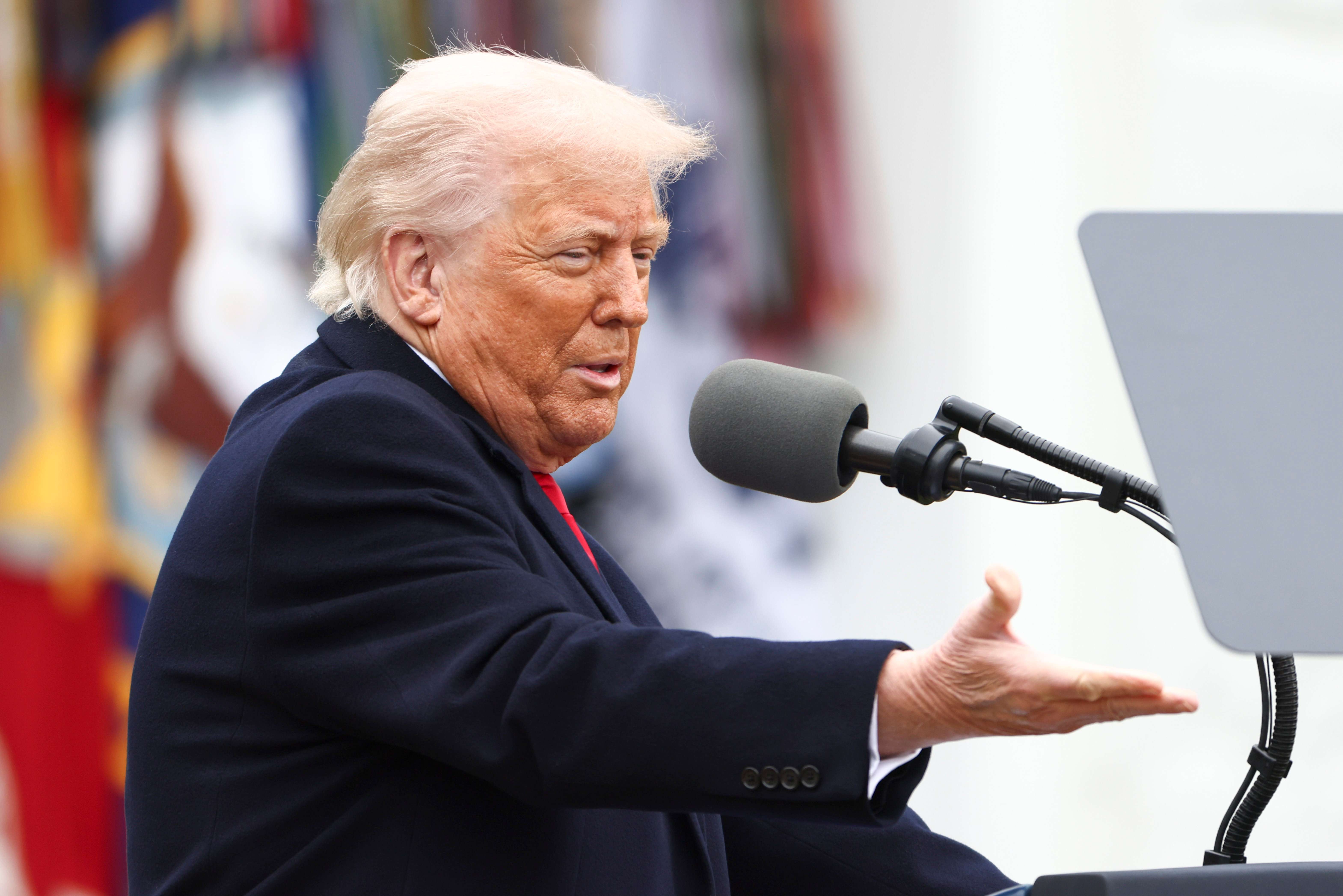 Trump'tan Fed'e yeni baskı: Dünyanın en düşük faizi ABD'de olmalı