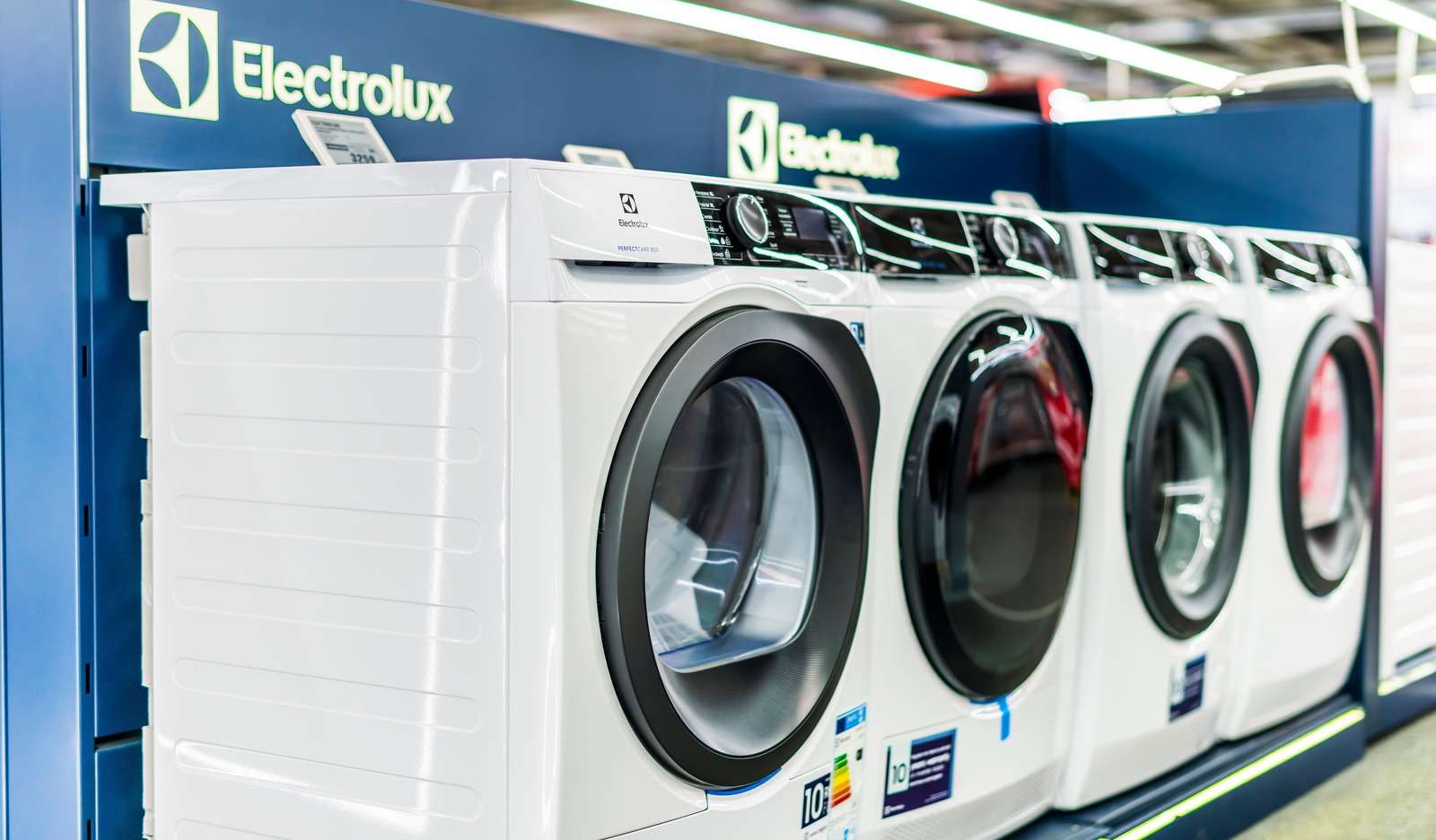 Electrolux satışlarını artırdı, faaliyet karı beklentiyi aştı