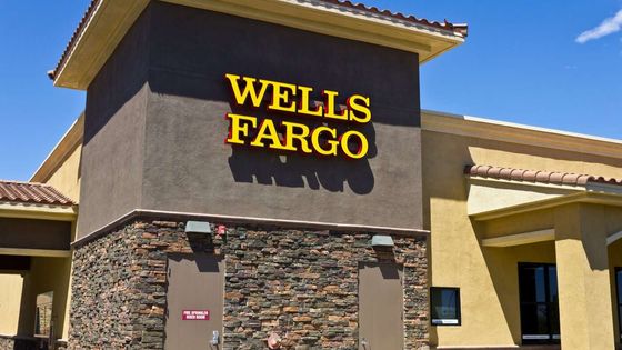 Wells Fargo altın hedefini düşürdü, ABD tahvil faizi beklentisini yükseltti