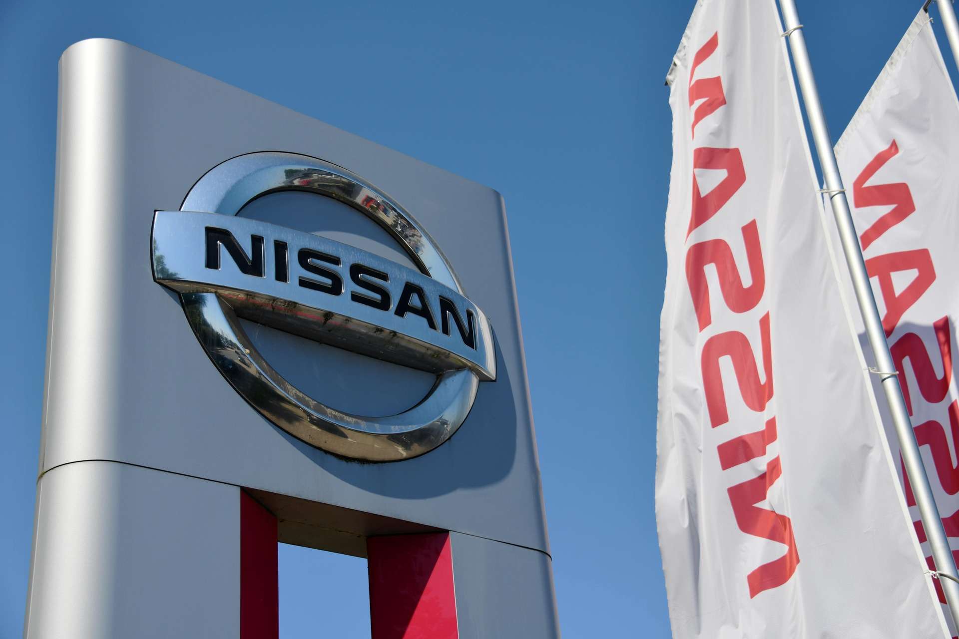 Nissan, faaliyet karı beklentisini yükseltti