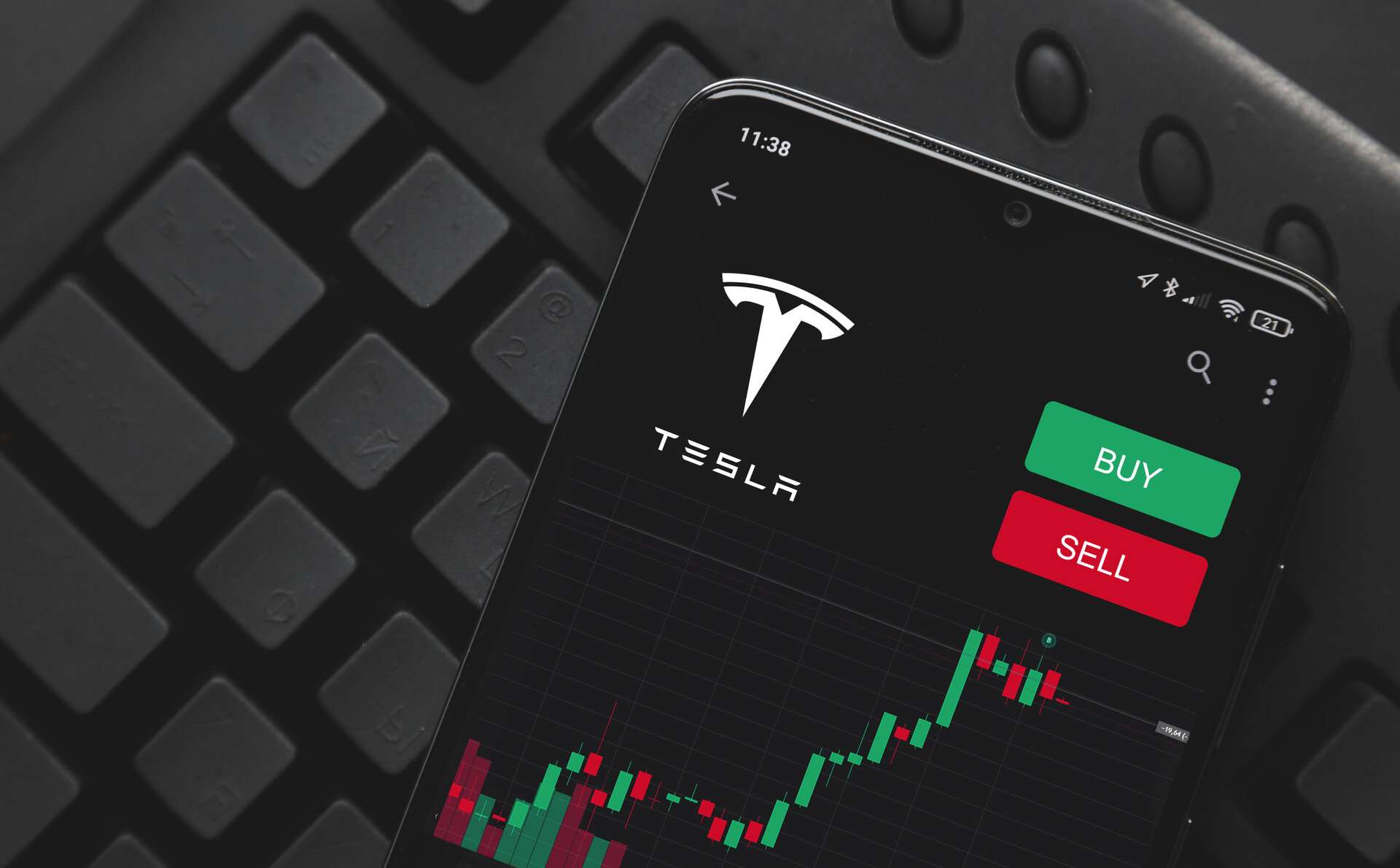Barclays, Tesla hedef fiyatını 450 dolara yükseltti